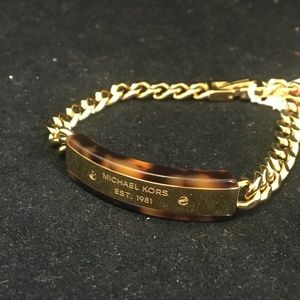 Michael Kors Logo Plaque Gold Bracelet mk3